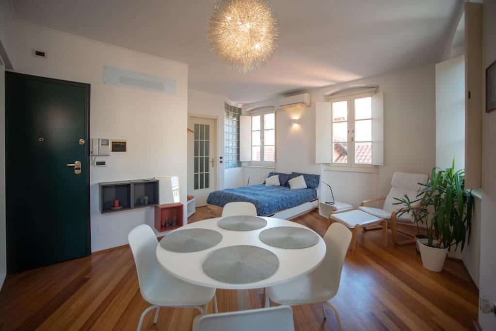 Torretta10 - Studio Apartment Триест Экстерьер фото