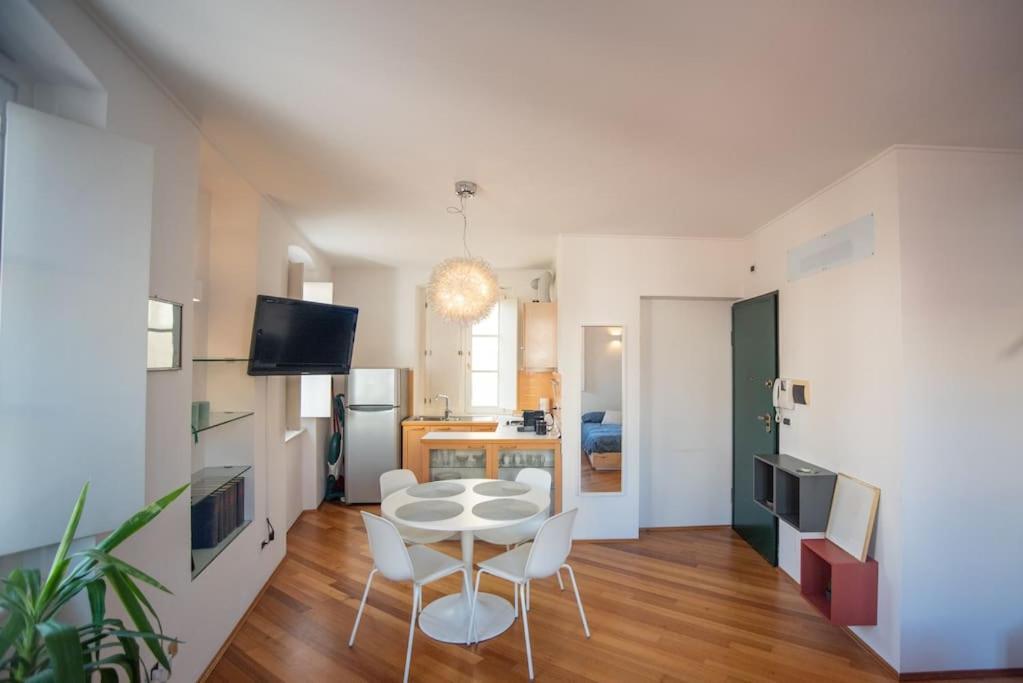 Torretta10 - Studio Apartment Триест Экстерьер фото